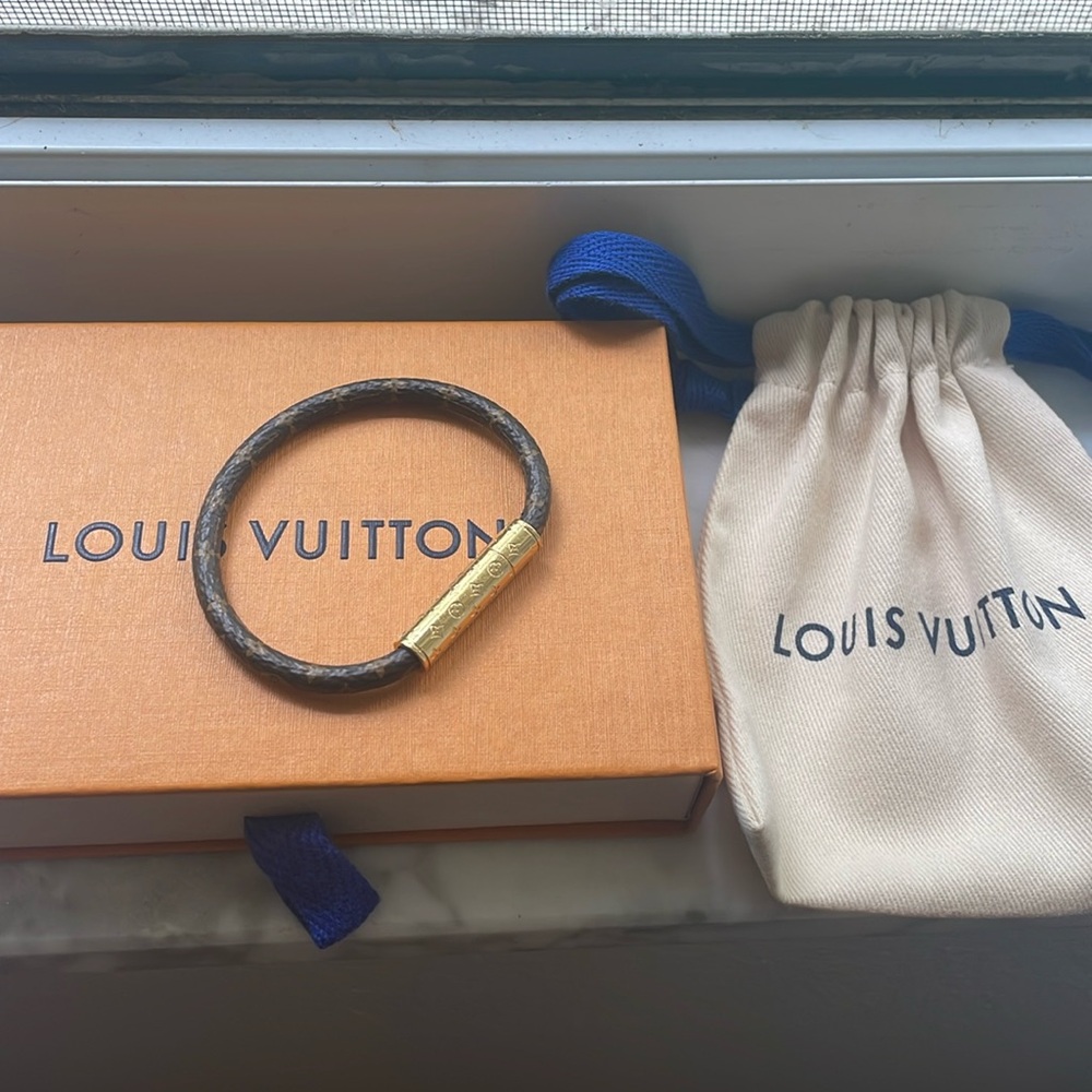 Loui Vuitton monogram bracelet